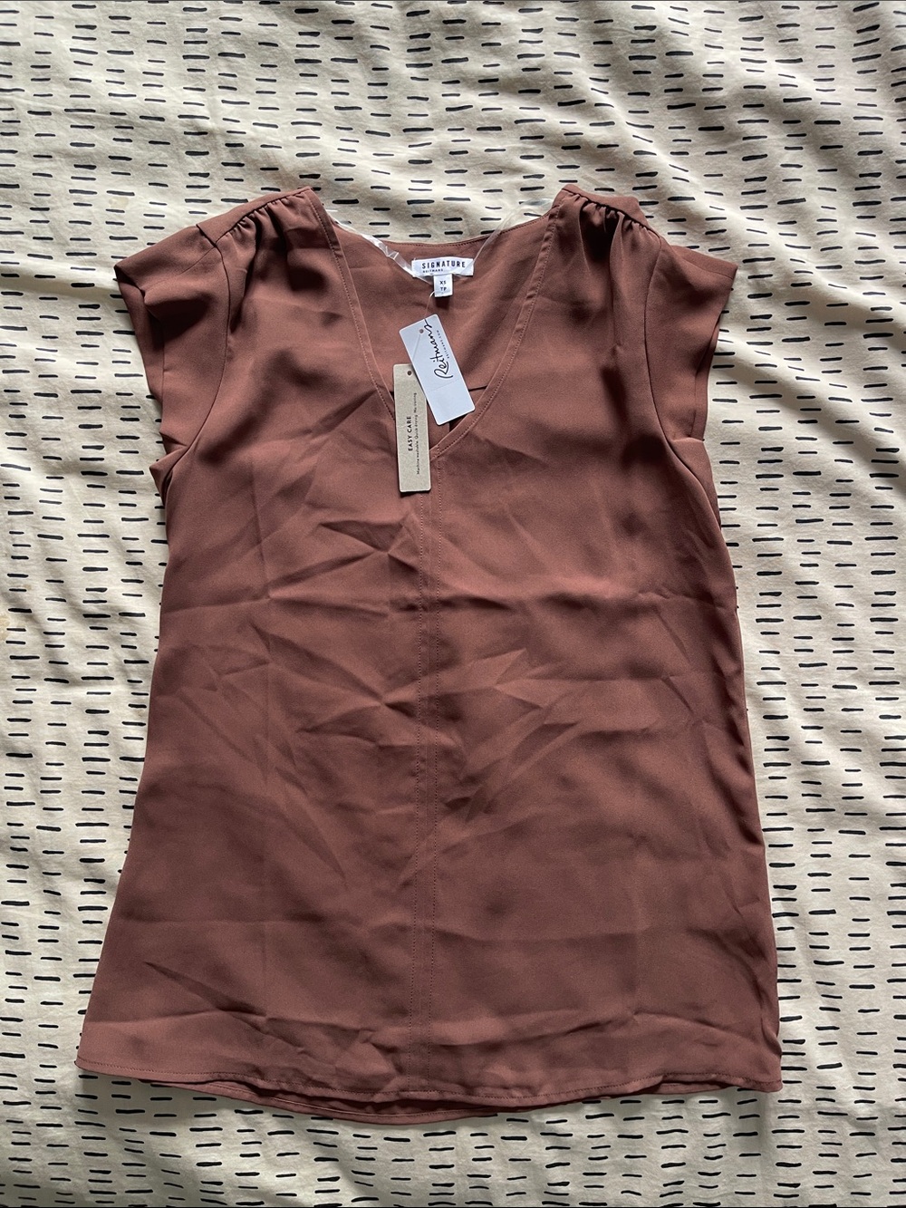 Reitmans Rust Brown V-Neck Cap Sleeve Blouse